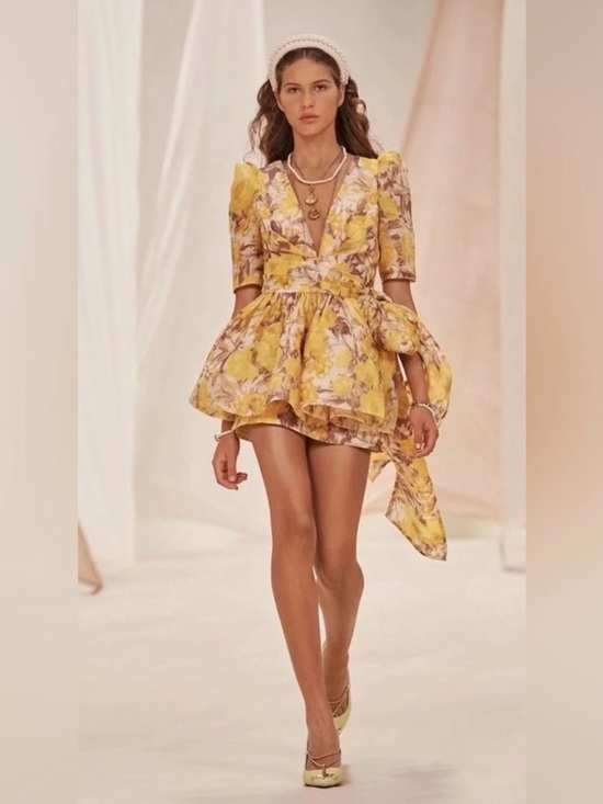 Queenia Dresses & Skirts - Yellow Floral V-Neck Puff Sleeve Mini Dress- Lookalike Zimmerman design dress
